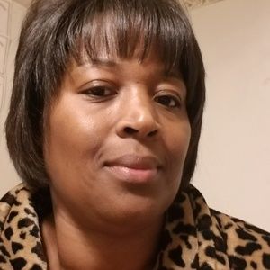 Meet your Posher, Rona